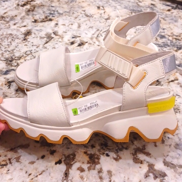 Sorel Shoes - Sorel Women's Kinetic Chunky Sandals White NEW WOMEN'S Size 10